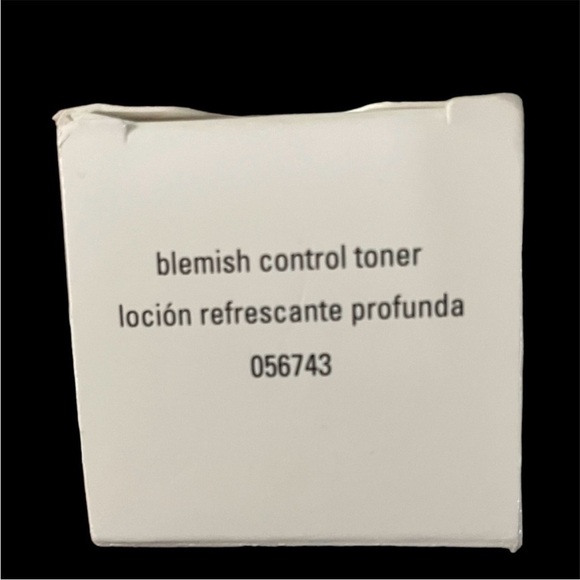 Mary Kay clear proof blemish control toner - Picture 4 of 6